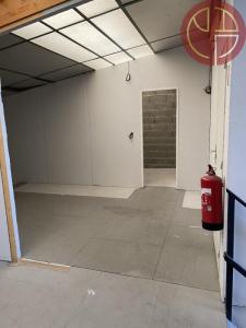 For rent Toulouse 6 rooms 330 m2 Haute garonne (31100) photo 4