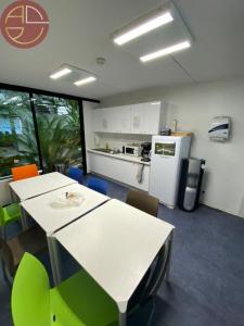 For rent Toulouse 382 m2 Haute garonne (31100) photo 4