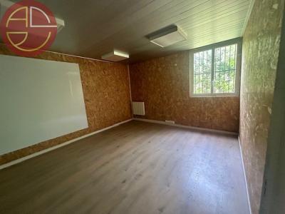 For rent Launaguet 1 room 370 m2 Haute garonne (31140) photo 3