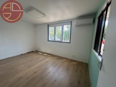 For rent Launaguet 1 room 370 m2 Haute garonne (31140) photo 4
