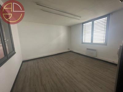 For rent Toulouse 1 room 500 m2 Haute garonne (31100) photo 3