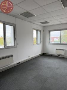 For rent Saint-orens-de-gameville 350 m2 Haute garonne (31650) photo 4