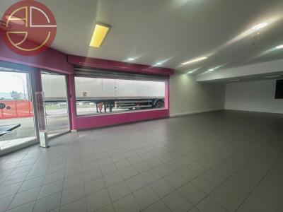 For rent Saint-orens-de-gameville 385 m2 Haute garonne (31650) photo 1