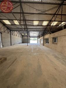 Annonce Location Commerce Isle-jourdain 32