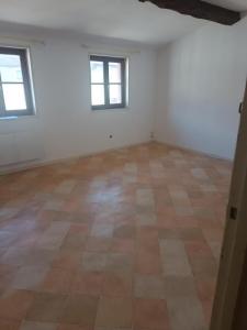 For rent Revel 2 rooms 52 m2 Haute garonne (31250) photo 0