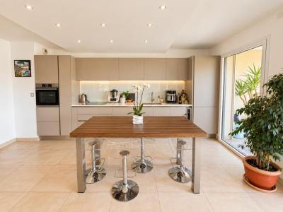 Acheter Appartement Beaurecueil 605000 euros