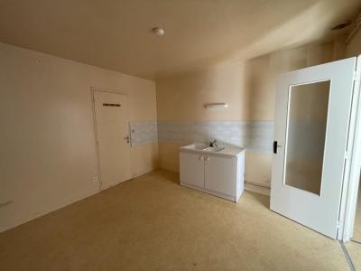 For sale Meymac 3 rooms 80 m2 Correze (19250) photo 2