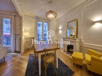 Louer Appartement 89 m2 Paris-18eme-arrondissement