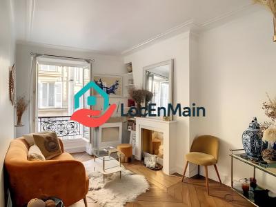 For rent Paris-18eme-arrondissement 2 rooms 33 m2 Paris (75018) photo 0
