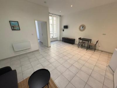 Louer Appartement 45 m2 Marseille-2eme-arrondissement