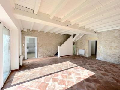 For rent Blaye 5 rooms 129 m2 Gironde (33390) photo 1