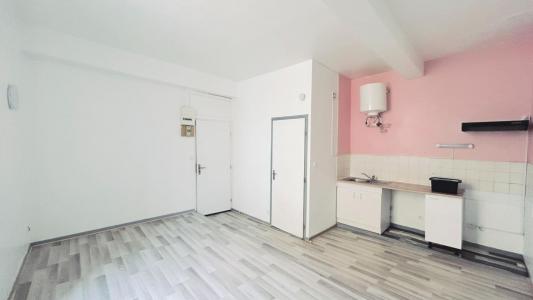For rent Blaye 2 rooms 22 m2 Gironde (33390) photo 1