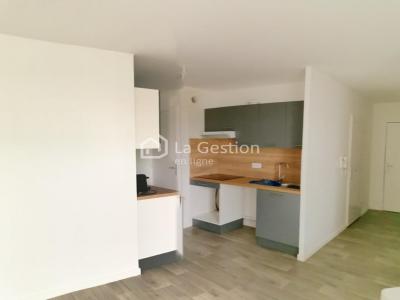 For rent Meaux 2 rooms 39 m2 Seine et marne (77100) photo 0