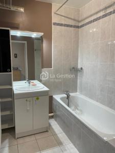 Louer Appartement Neuilly-sur-marne 1060 euros