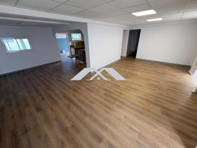 Louer Commerce Saint-joseph 33600 euros