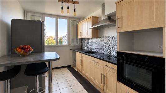 For rent Plessis-trevise 3 rooms 56 m2 Val de Marne (94420) photo 2