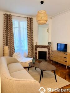 Louer Appartement 74 m2 Paris-12eme-arrondissement