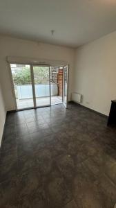 For rent 2 rooms 38 m2 Herault (34170) photo 2