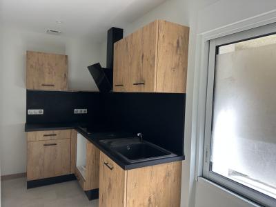 For rent CENTRE VILLE 3 rooms 70 m2 Ariege (09400) photo 4