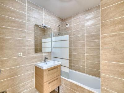 For sale Lyon-8eme-arrondissement 2 rooms 48 m2 Rhone (69008) photo 3