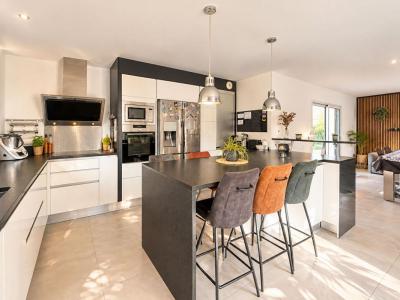 For sale Sarzeau 7 rooms 170 m2 Morbihan (56370) photo 4