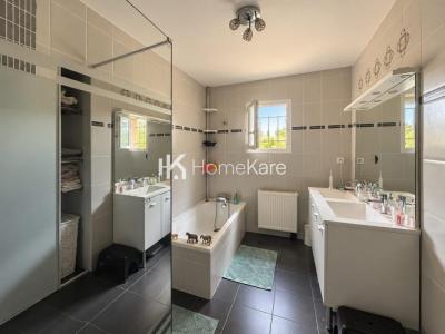 For sale Gourdan-polignan 5 rooms 130 m2 Haute garonne (31210) photo 4