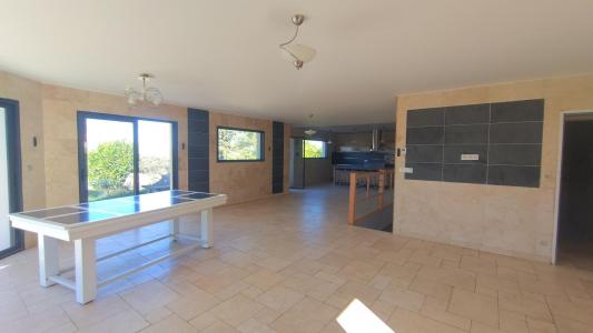 For rent Beauregard-l'eveque 7 rooms 174 m2 Puy de dome (63116) photo 3