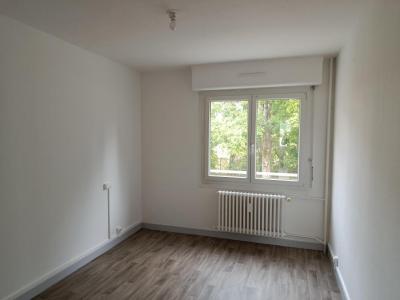 Louer Appartement 61 m2 Neufchateau