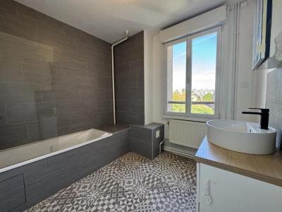 For sale Epinal 3 rooms 67 m2 Vosges (88000) photo 2
