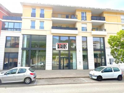 Louer Local commercial 245 m2 Toulon