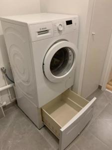 For rent Issy-les-moulineaux 1 room 33 m2 Hauts de Seine (92130) photo 0