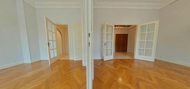 Louer Appartement 127 m2 Lyon-6eme-arrondissement