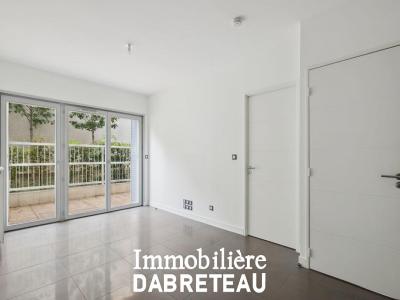 Louer Appartement 38 m2 Lyon-4eme-arrondissement