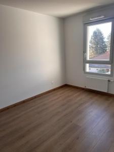 Louer Appartement Echirolles 640 euros