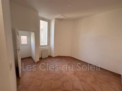 For rent Brignoles 4 rooms 69 m2 Var (83170) photo 2