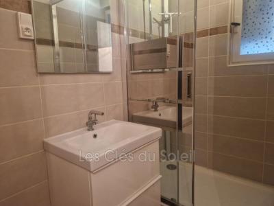 For sale Toulon 2 rooms 52 m2 Var (83000) photo 4