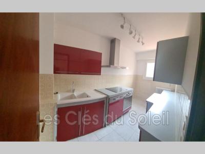 For rent Bandol 3 rooms 81 m2 Var (83150) photo 3