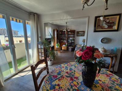For sale Toulon 4 rooms 63 m2 Var (83000) photo 1