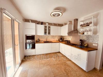 For sale Gareoult 5 rooms 104 m2 Var (83136) photo 1