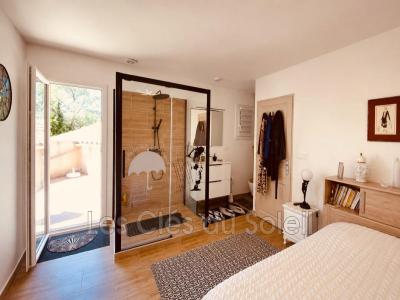 For sale Gareoult 5 rooms 104 m2 Var (83136) photo 3