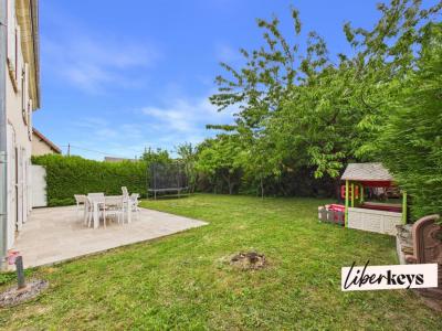 For sale Clayes-sous-bois 7 rooms 285 m2 Yvelines (78340) photo 3