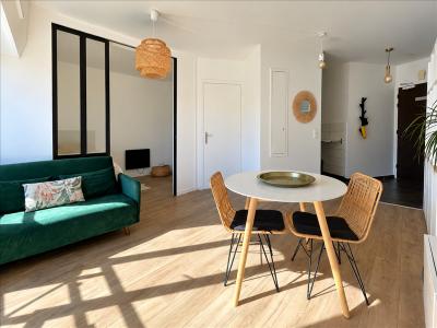 Louer Appartement 30 m2 Paris-17eme-arrondissement