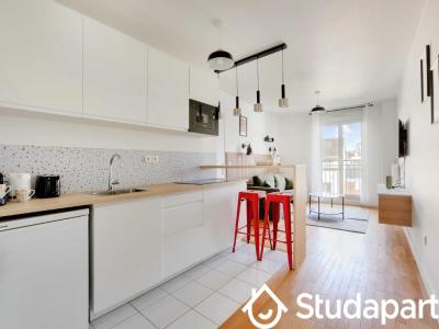 For rent Puteaux 2 rooms 48 m2 Hauts de Seine (92800) photo 1