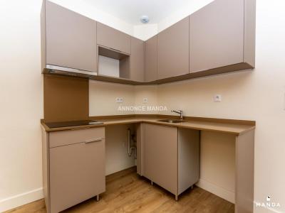 For rent Nimes 2 rooms 48 m2 Gard (30000) photo 4