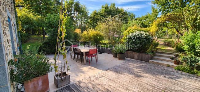 Acheter Maison 193 m2 Saint-jean-sur-mayenne