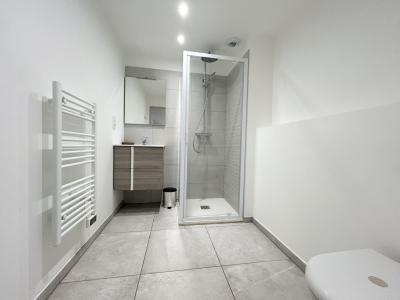 For sale CENTRE VILLE RIVE GAUCHE 1 room 36 m2 Gard (30240) photo 4