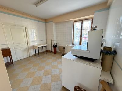 For sale CALME 3 rooms 101 m2 Ain (01190) photo 2