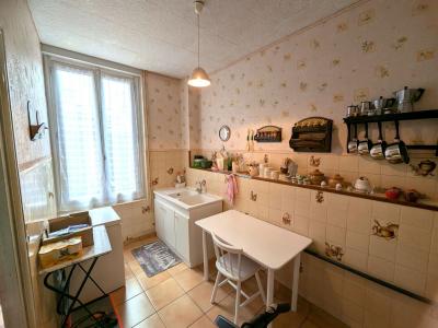 For sale PROCHE ZONE COMMERCIALE 5 rooms 113 m2 Loire (42300) photo 3