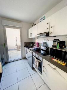 For sale Saint-jean-de-vedas 4 rooms 82 m2 Herault (34430) photo 2