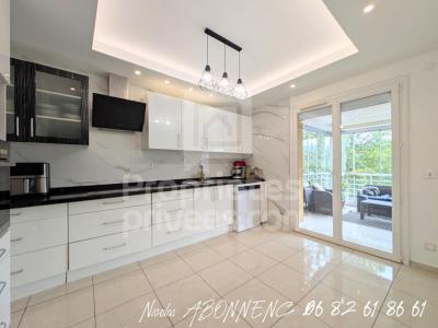 For sale Pont-de-claix 9 rooms 250 m2 Isere (38800) photo 2